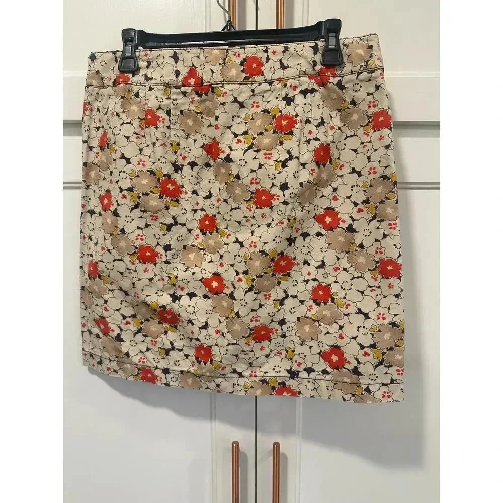 Women’s Loft Floral skirt size 6 100% cotton